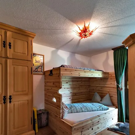 Chesa Flurigna - Apartment Zuoz