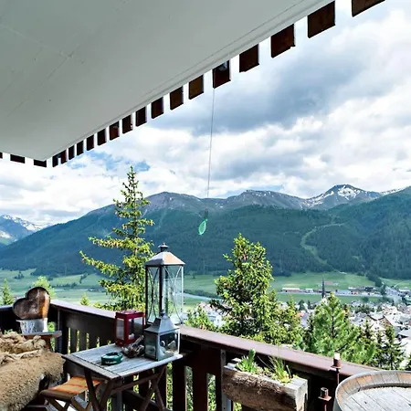Apartment Chesa Flurigna -