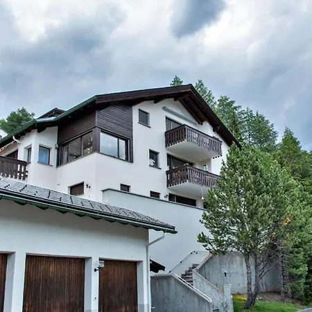 Chesa Flurigna - Apartment