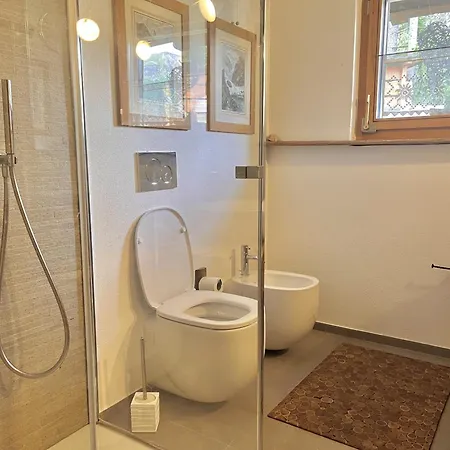 Apartmán Chesa Flurigna - *