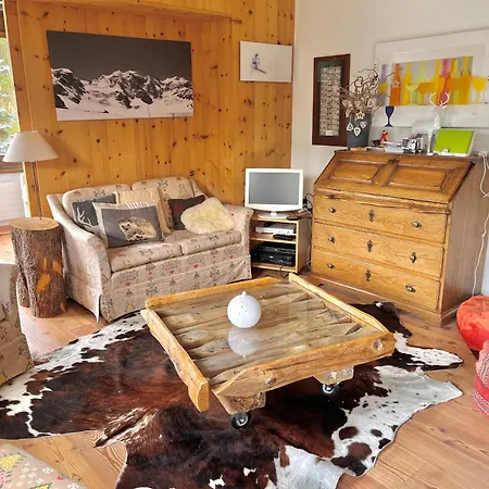 Chesa Flurigna - * Zuoz